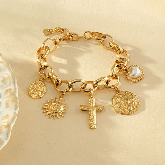 Bracelet chaîne dorée pendentifs martelés