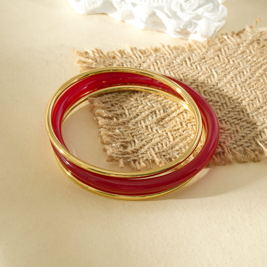 Lot de 3 bracelets jonc doré et résine rouge carmin