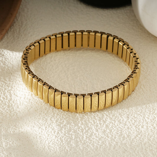 Bracelet Élastique Doré Maillons Rectangulaires Texturés
