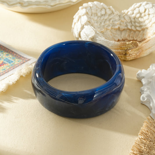 Bracelet jonc épais bleu marbré résine