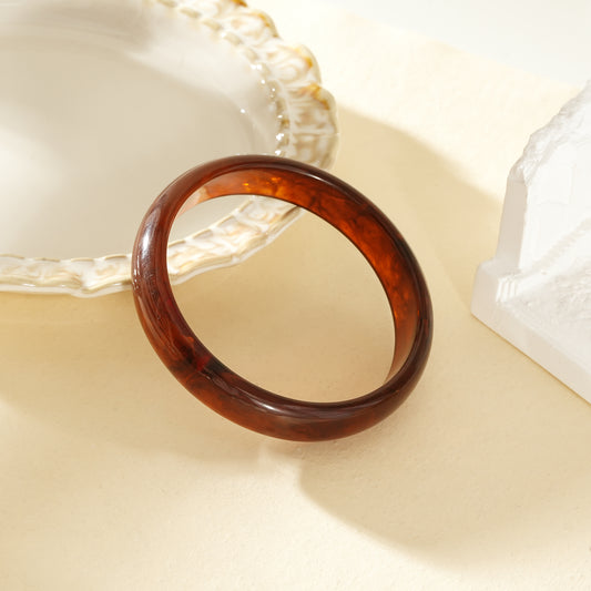 Bracelet jonc semi-fin ambré rond résine