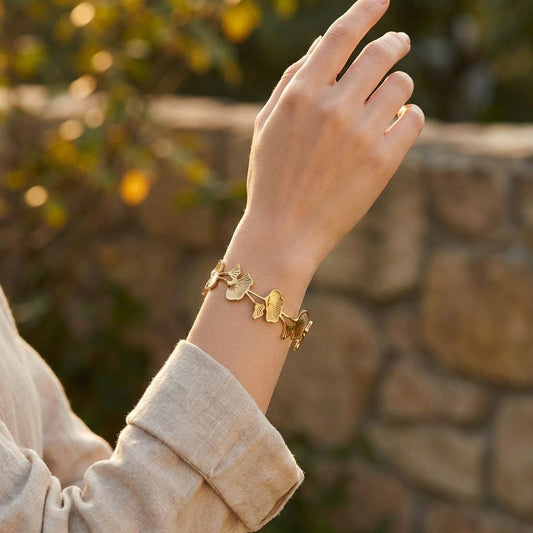 Bracelet manchette à feuilles de ginkgo sculptées