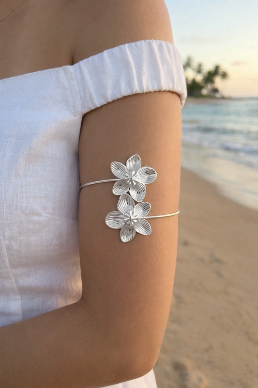 Bracelet de bras ouvert motif double fleur