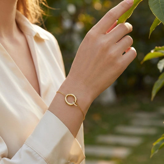 Bracelet chaîne fine à maillon ovale et strass