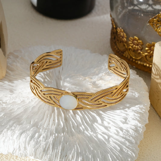 Bracelet Manchette Doré Dentelle Et Pierre Nacrée Blanche