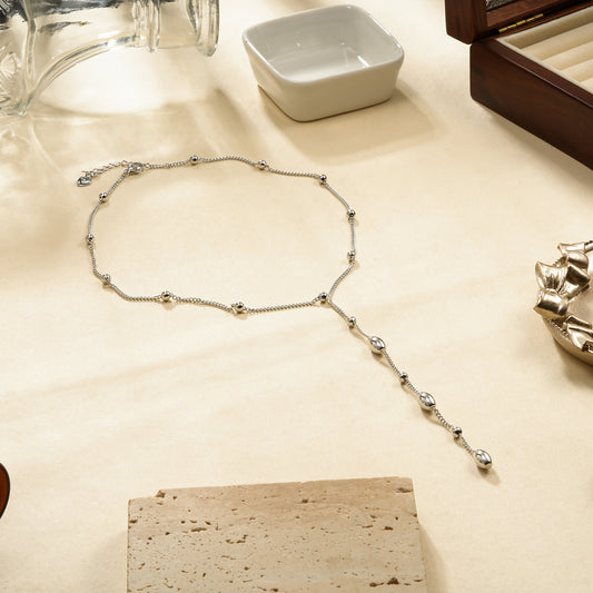 Collier en Y Chaîne Perlée Argentée Boules Sphères