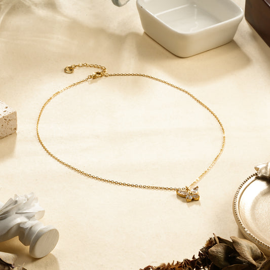 Collier Chaîne Fine Dorée Pendentif Papillon Strass