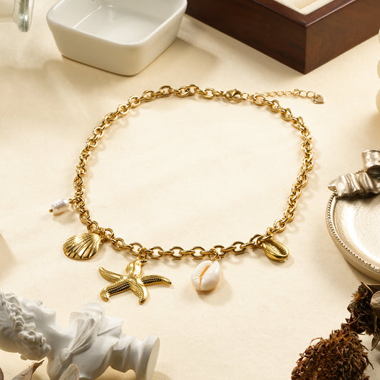 Collier chaîne dorée maillons étoile de mer