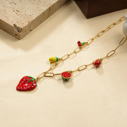 Collier chaîne dorée maillons avec 5 fruits