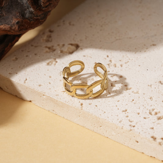 Bague ajustable dorée chaîne alternée lisse et texturé