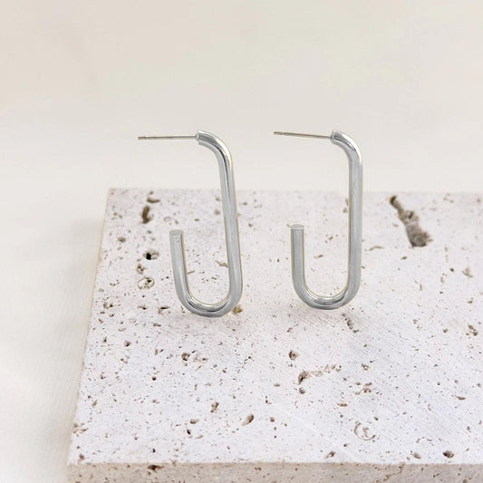 Boucles d'oreilles argentées tube ouverte en U