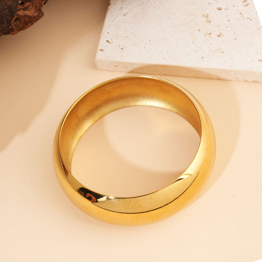 Bracelet manchette jonc rigide doré lisse fermé 2,5cm