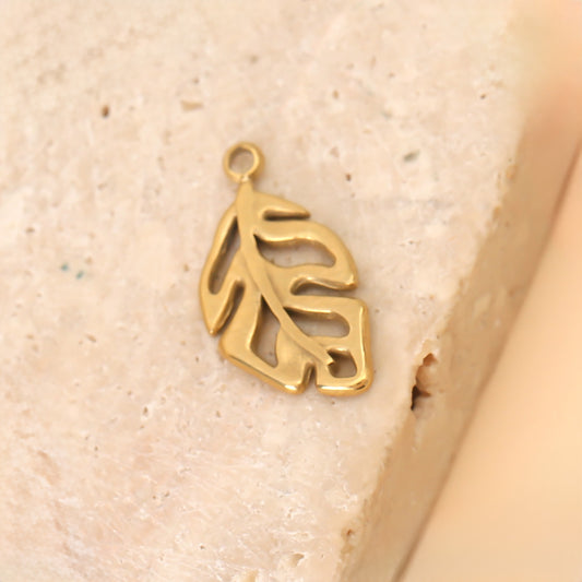 Lot de 3 Pendentifs Feuilles Dorées Ajourées