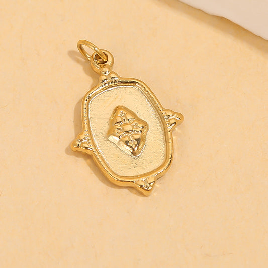 Lot de 3 pendentifs dorés médaillons