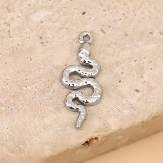 Lot de 3 Pendentifs Serpent Argenté Martelé