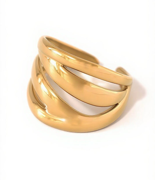 Bague dorée ajourée 4 branches effet miroir