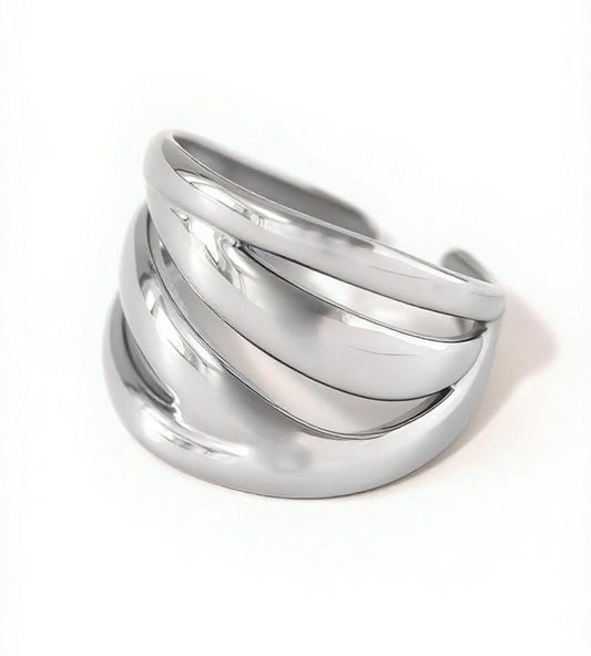 Bague argentée ajourée 4 branches effet miroir