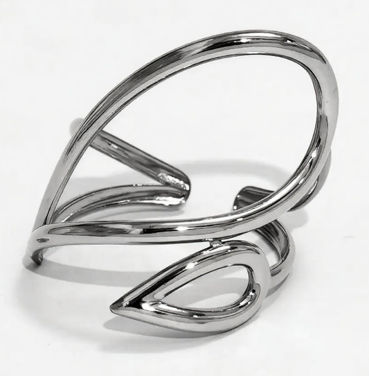 Bague argentée ajustable motif feuilles ajourées