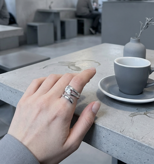 Bague ajustable ouverture avant avec strass