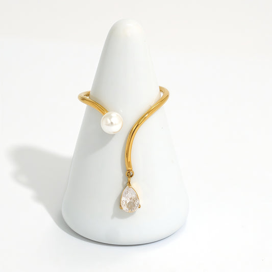 Bague dorée fine ajustable ouverture avant strass et perle