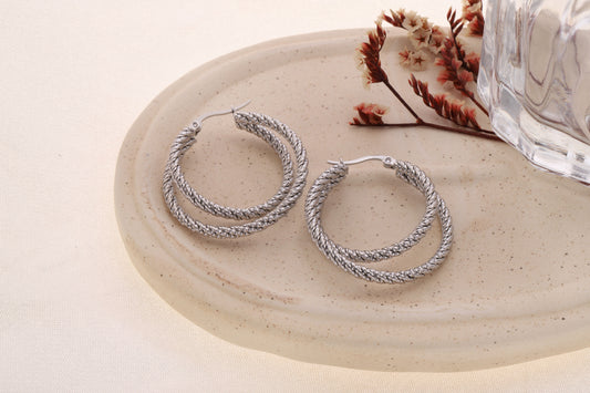 Boucles d'oreilles argenté créoles double anneaux texturé