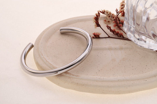 Bracelet jonc semi épaisse classique