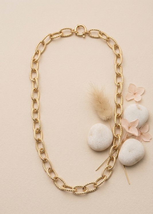 Collier chaîne à maillons ovales texturés effet torsadé