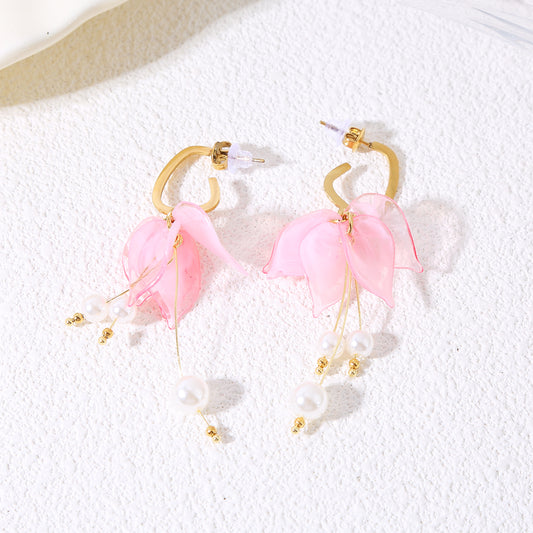 Boucles d'oreilles pendantes fleuris avec rose et perles