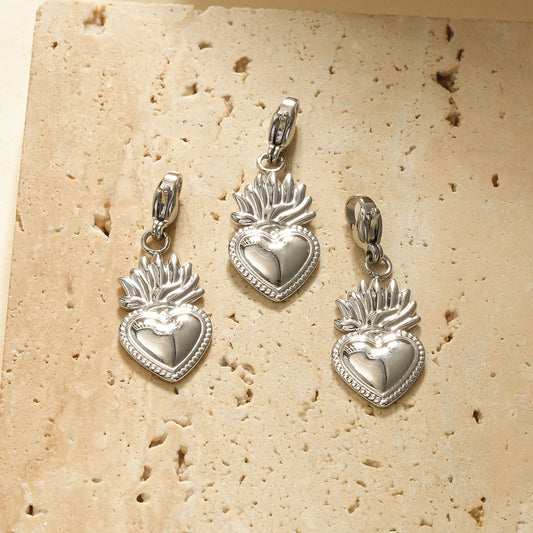 Lot de 3 pendentifs cœurs argentés ex-voto