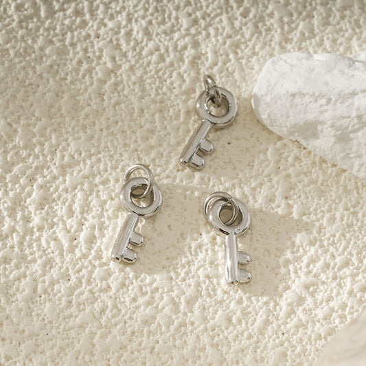 Lot de 3 Pendentifs Clés Argentées