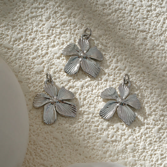 Lot de 3 Pendentifs Fleur Sculptée Argenté