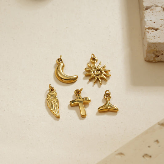 Lot de 3 pendentifs queue de poisson dorées