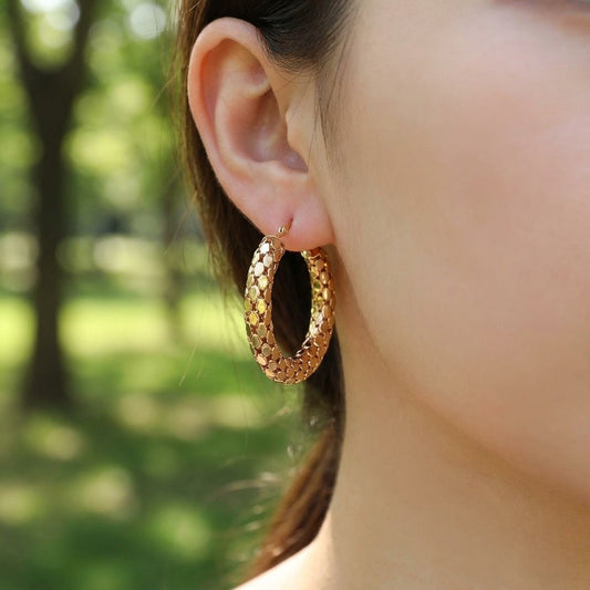 Boucles d'oreilles créoles dorées épaisses maillons texturés