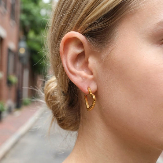 Boucles d'oreilles créoles cœur semi fines