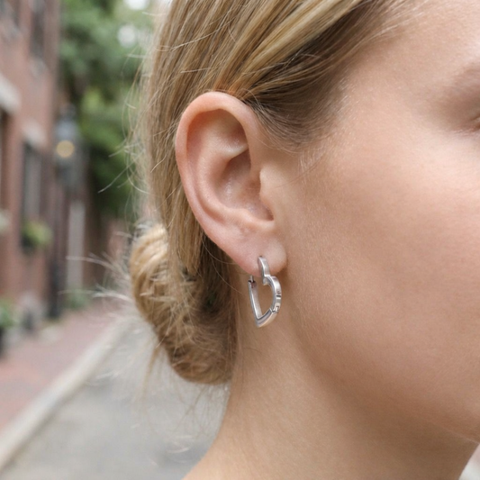 Boucles d'oreilles créoles cœur semi fines