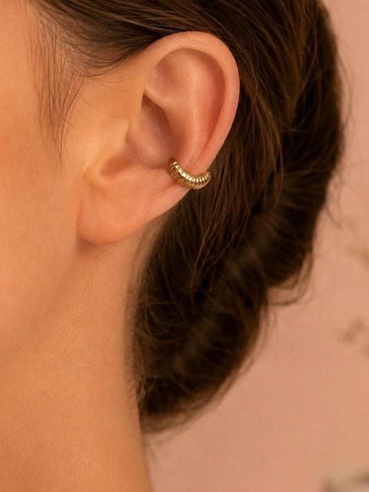 Bague d'oreille striée large