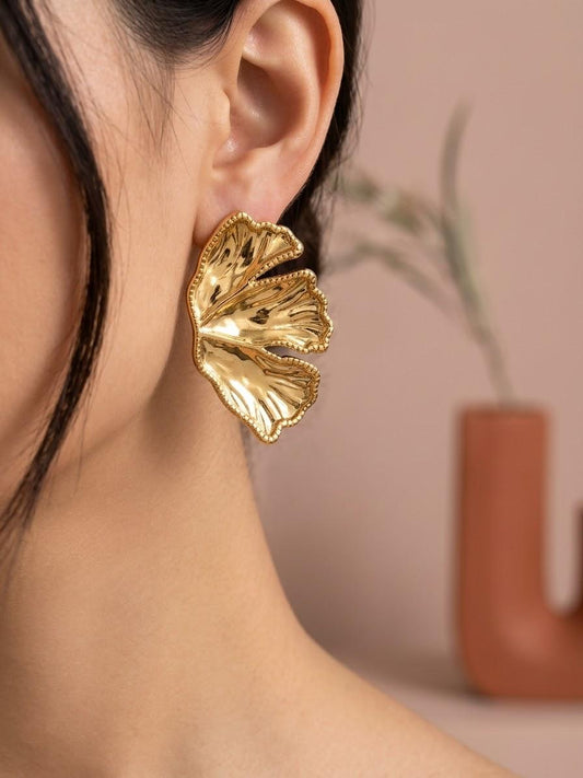 Boucles d'oreilles demi feuille martelées