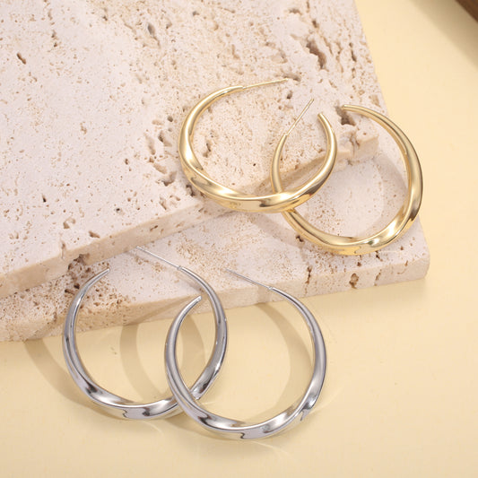 Boucles d'oreilles créoles ouvertes