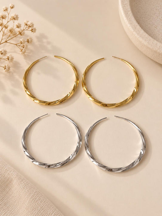 Boucles d'oreilles dorées ou argentées
