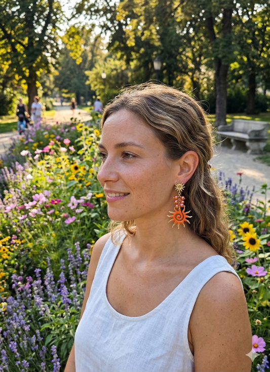 Boucles d’oreilles dorées soleil émaillé et perles