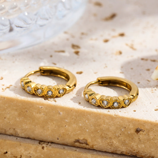 Boucles d'oreilles créoles mini cœurs en strass