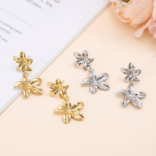 Boucles d’oreilles pendantes à doubles fleurs brillantes