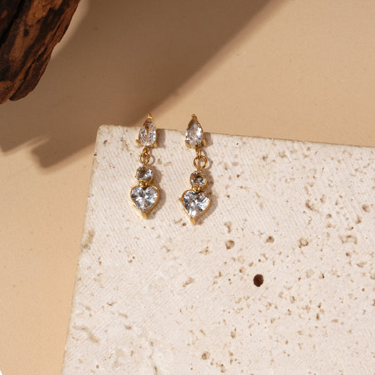 Boucles pendantes cœur cristal