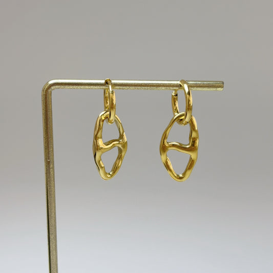 Boucles d'oreilles dorées créoles pendentif ovale séparé martelé