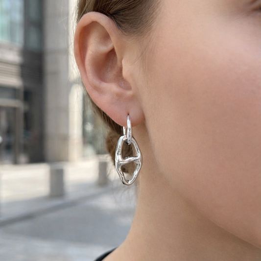 Boucles d'oreilles créoles pendentif ovale séparé martelé