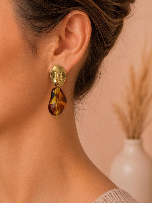Boucles d'oreilles pendantes perle de verre ambrée