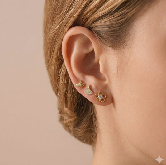 Lot de 3 paires de puces d’oreilles Ginkgo et fleur strassée