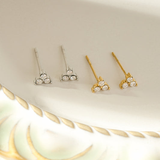 Puces d'oreilles trois mini strass