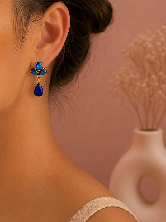 Boucles pendantes cristal serties