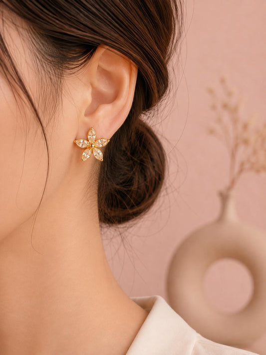 Boucles d'oreille à clip fleur cristal marquise